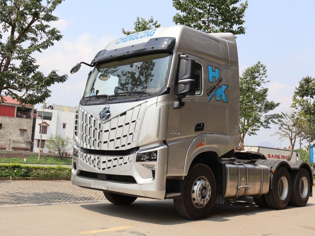 XE ĐẦU KÉO CHENGLONG MEGAX HK 470HP