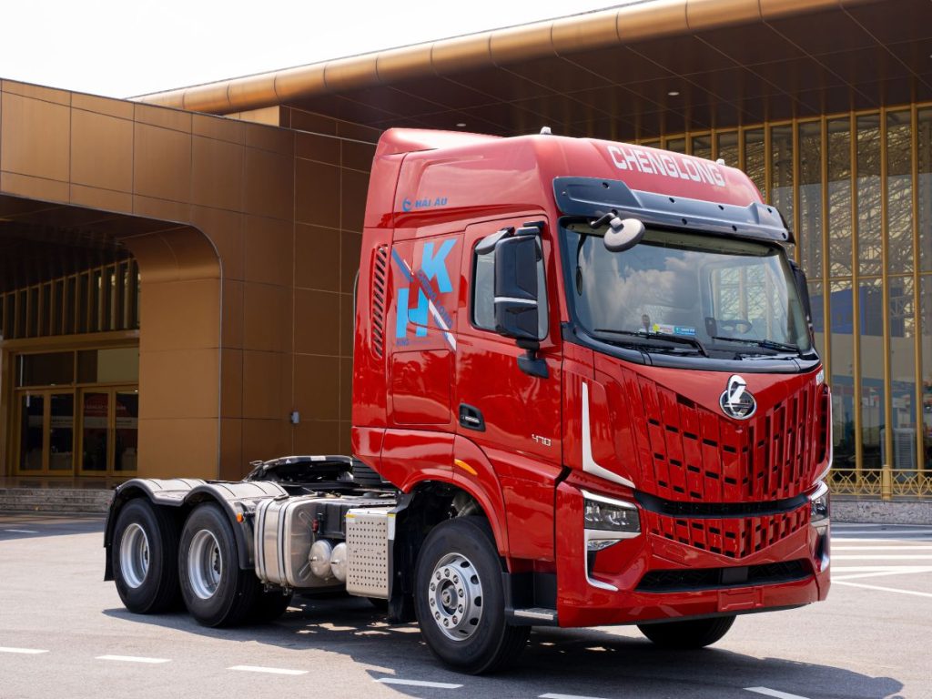 XE ĐẦU KÉO CHENGLONG MEGAX HK 470HP
